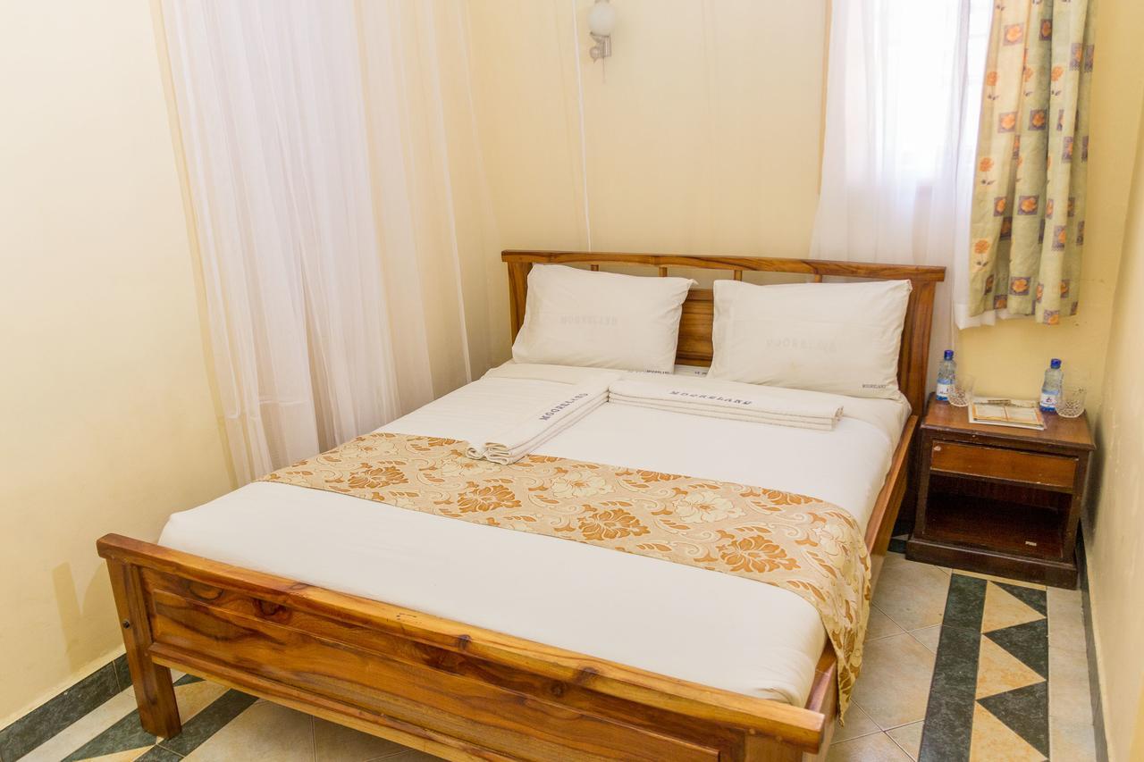 Mooreland Hotel Nairobi Esterno foto
