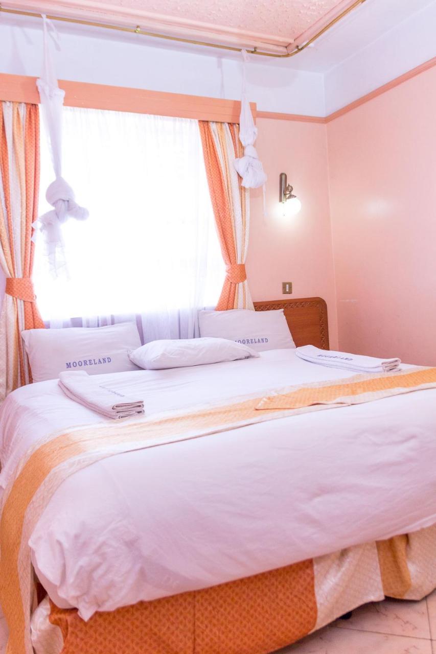 Mooreland Hotel Nairobi Esterno foto