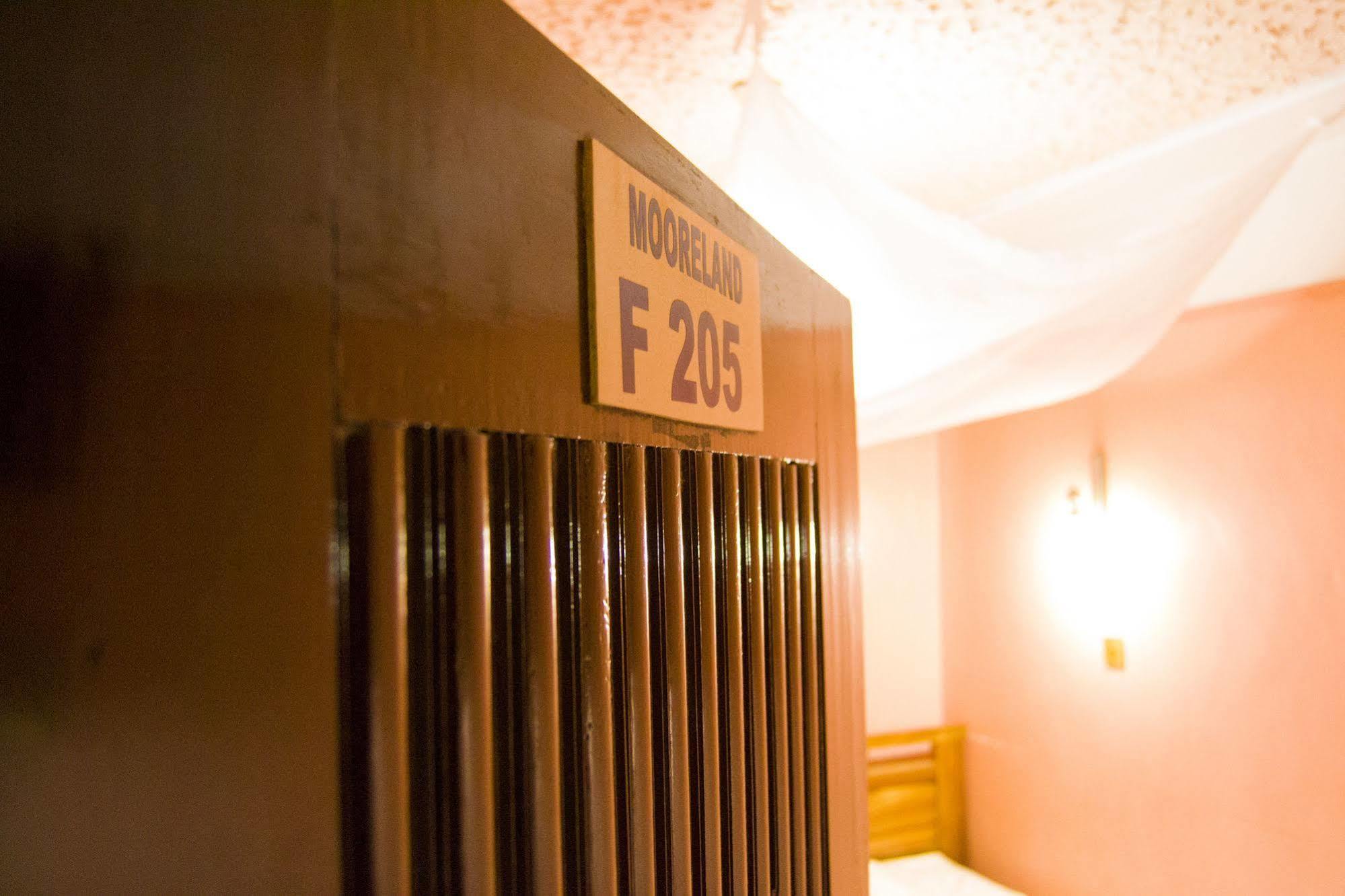 Mooreland Hotel Nairobi Esterno foto